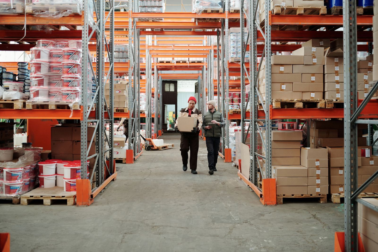 Stores: A delivery arrives short of its challan.